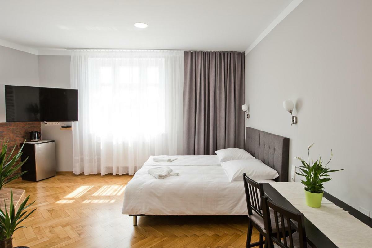 R&B Apartments Posen Exterior foto