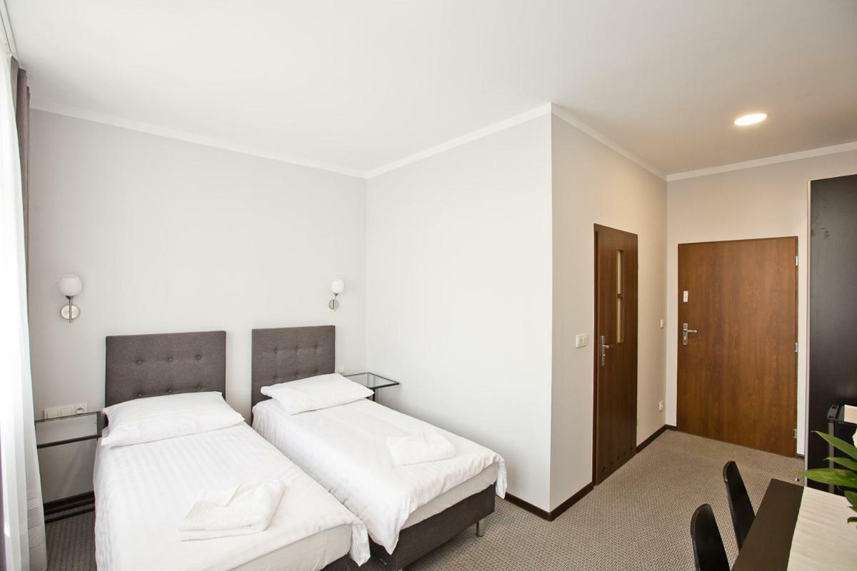 R&B Apartments Posen Exterior foto