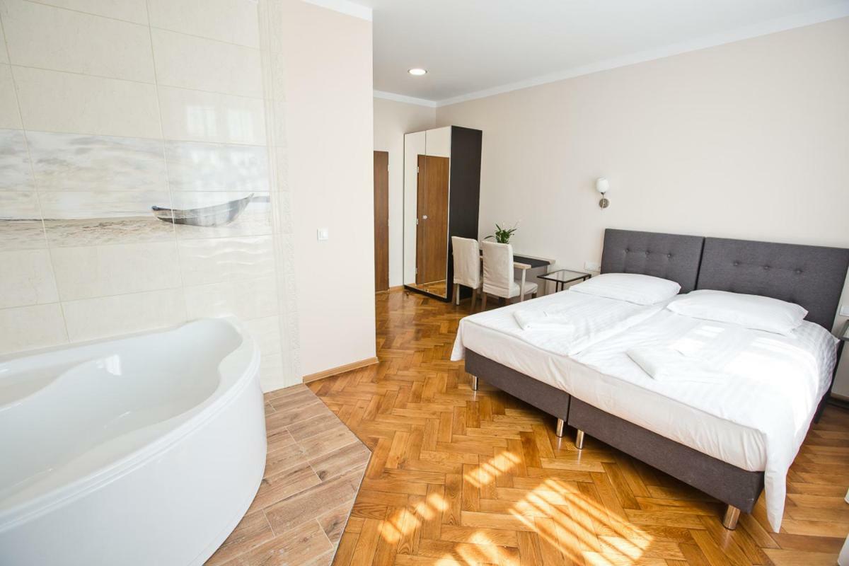 R&B Apartments Posen Exterior foto
